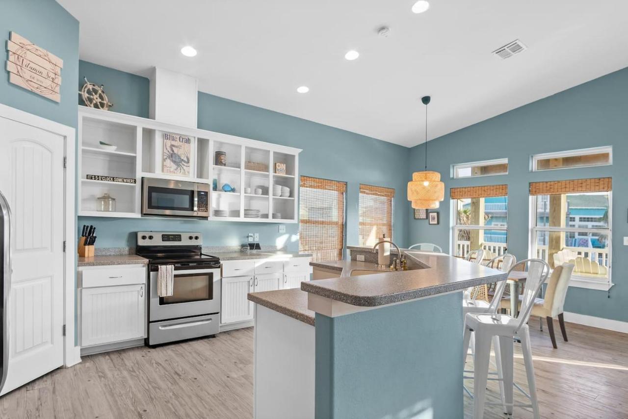 New 5 Bdrm W/Pool, Observation Deck Walk To Beach! Port Aransas Bagian luar foto